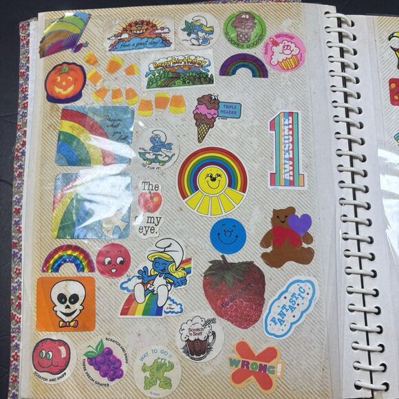 HUGE Vtg 1980s Sticker Album Lot 400+ SCRATCH N SNIFF Puffy Mello Smellos Rare I - Picture 2 of 16